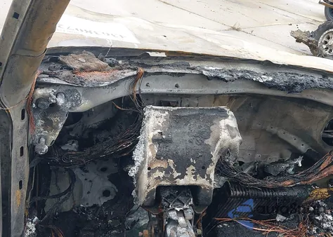 2010 Mini Cooper из США, поврежденный, VIN WMWMF3C52ATU77583